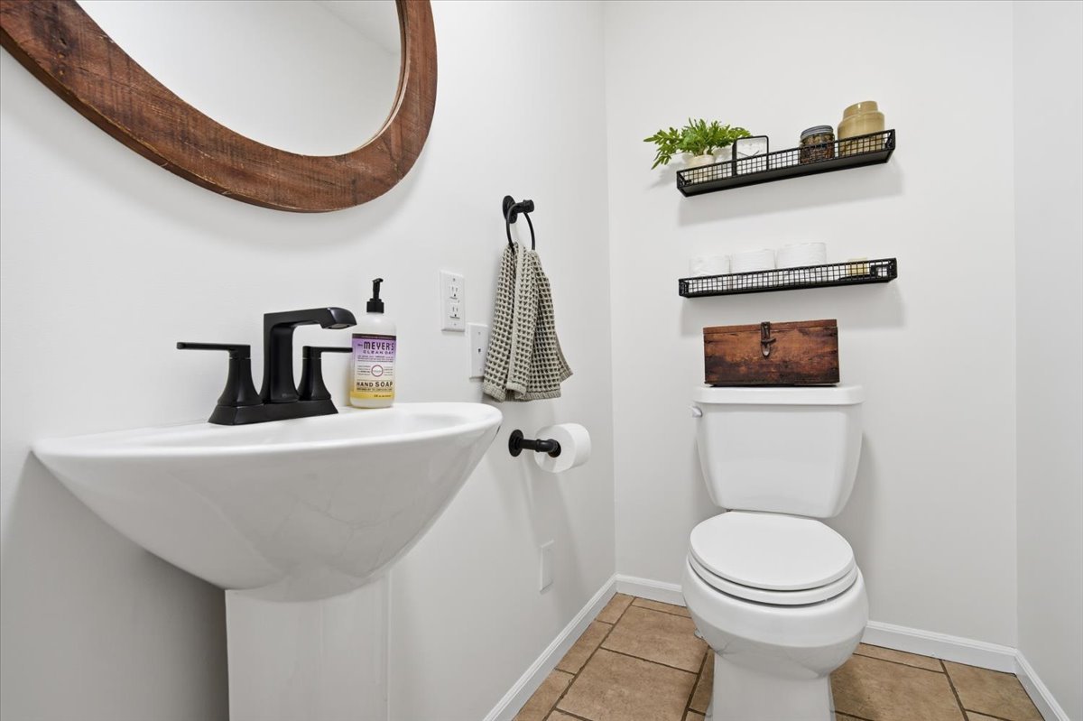 Bloomington, IL 61705