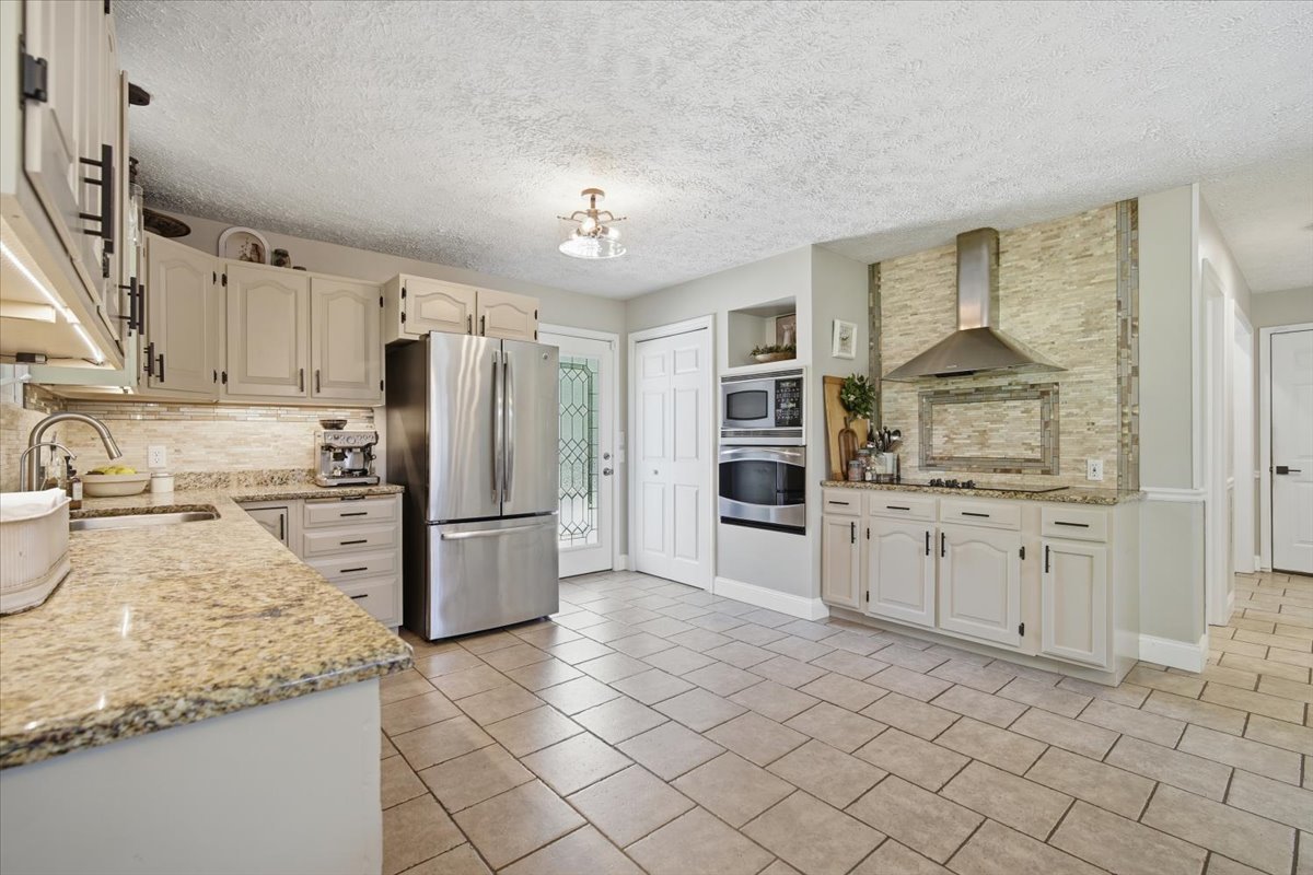 Bloomington, IL 61705