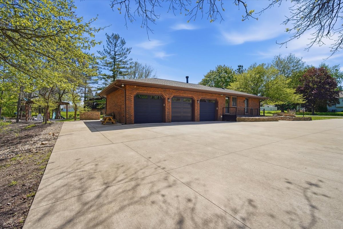 Bloomington, IL 61705