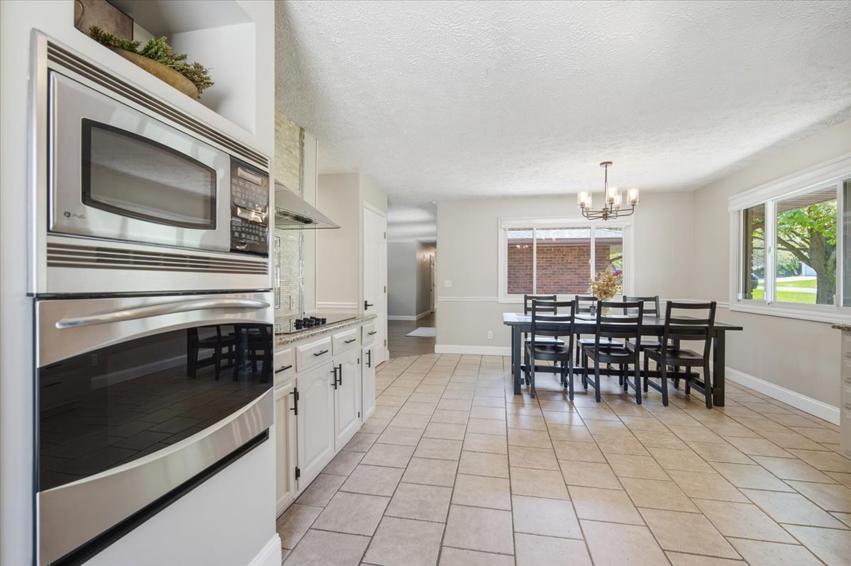 Bloomington, IL 61705