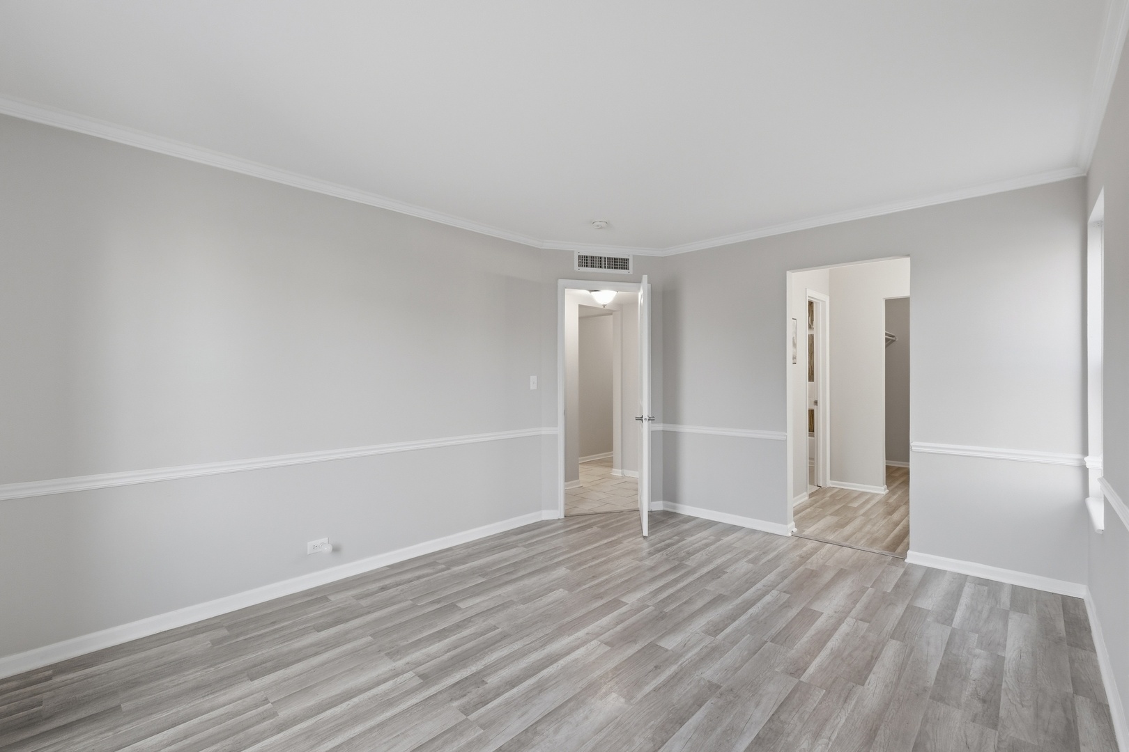 5001 Carriage Way Drive #116, Rolling Meadows, IL 60008