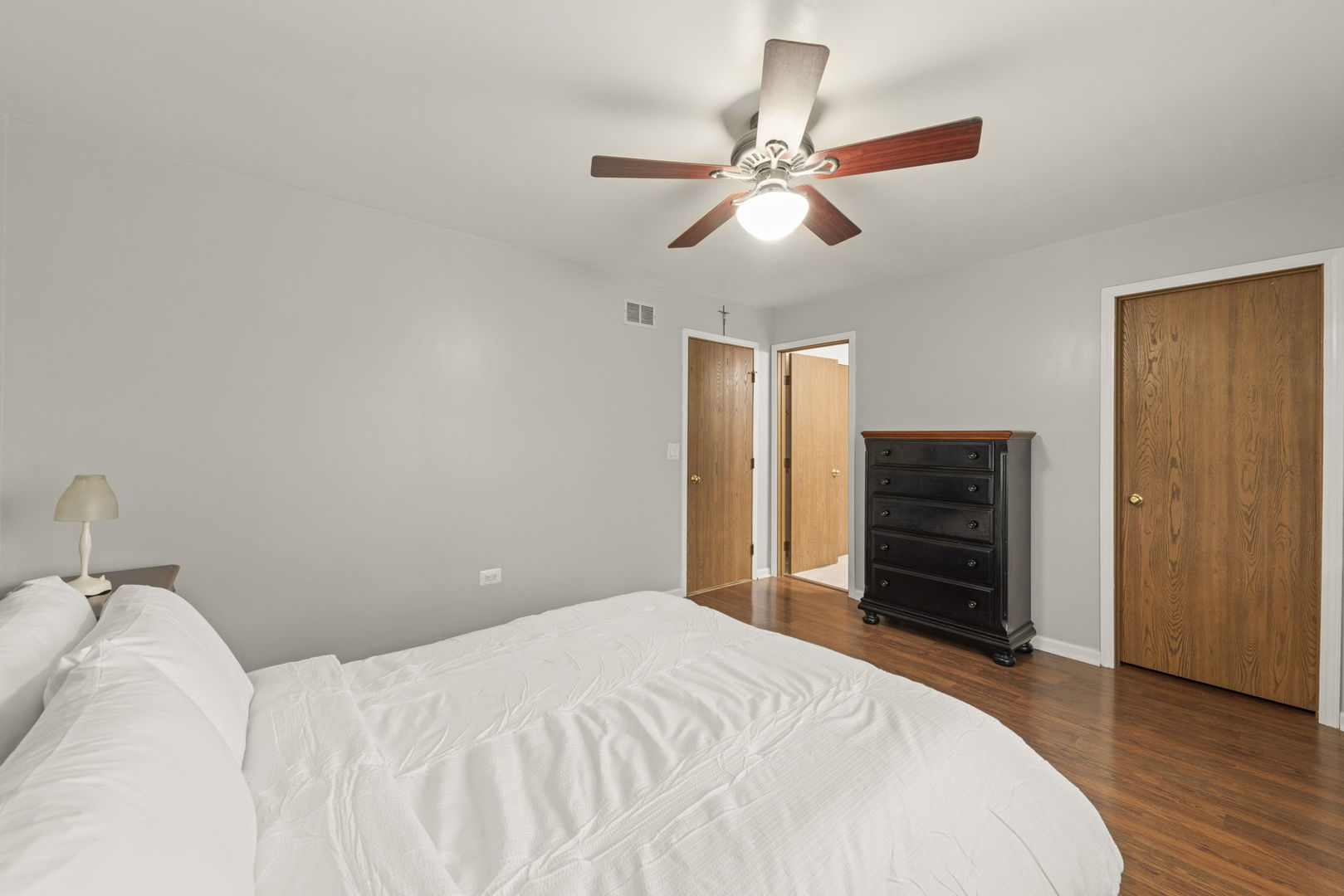 322 Hickory Oaks Drive, Bolingbrook, IL 60490