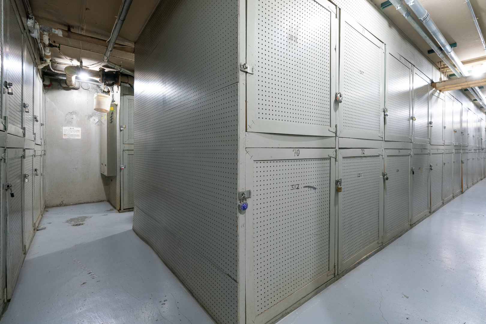 555 W Cornelia Avenue #512, Chicago, IL 60657