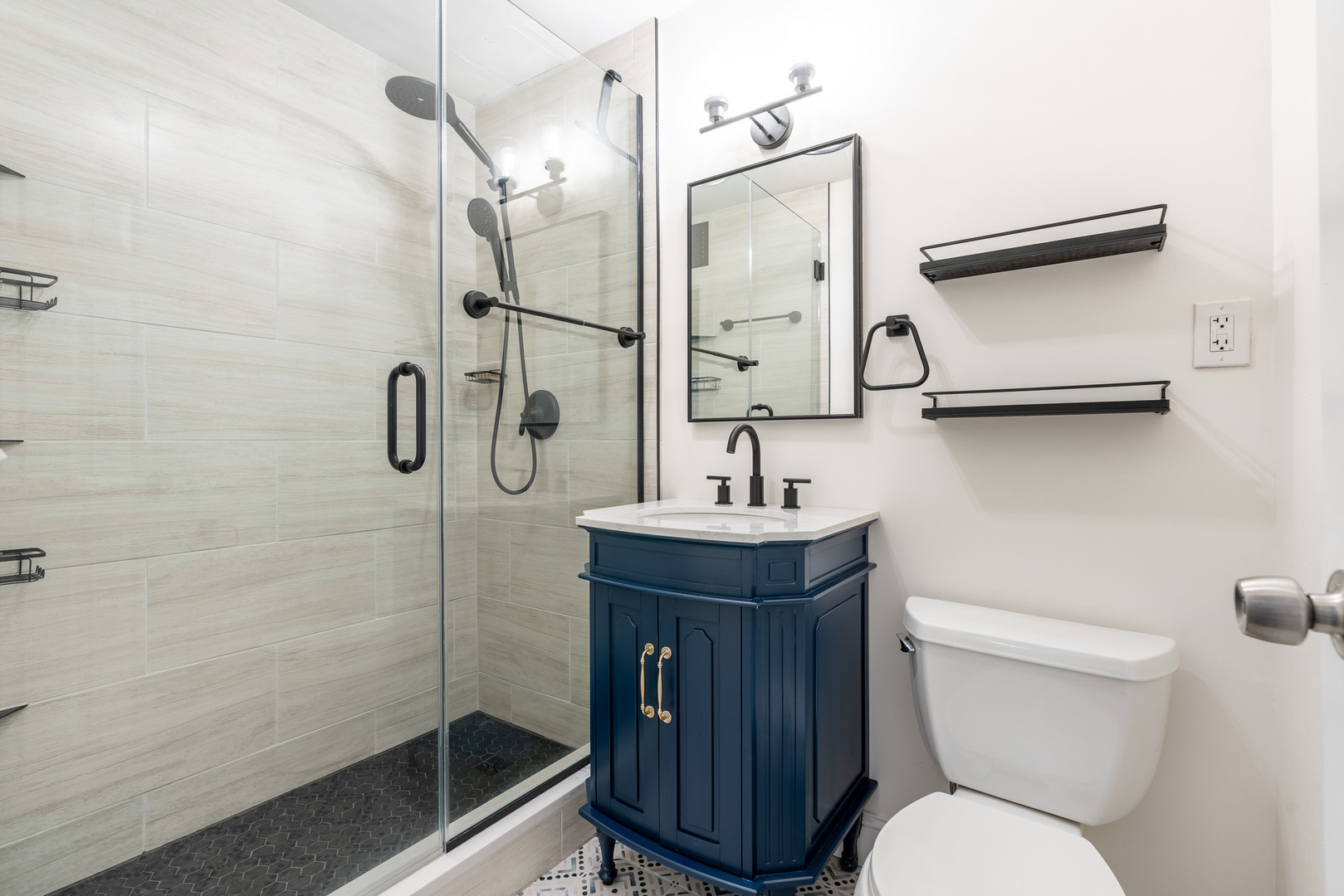 555 W Cornelia Avenue #512, Chicago, IL 60657