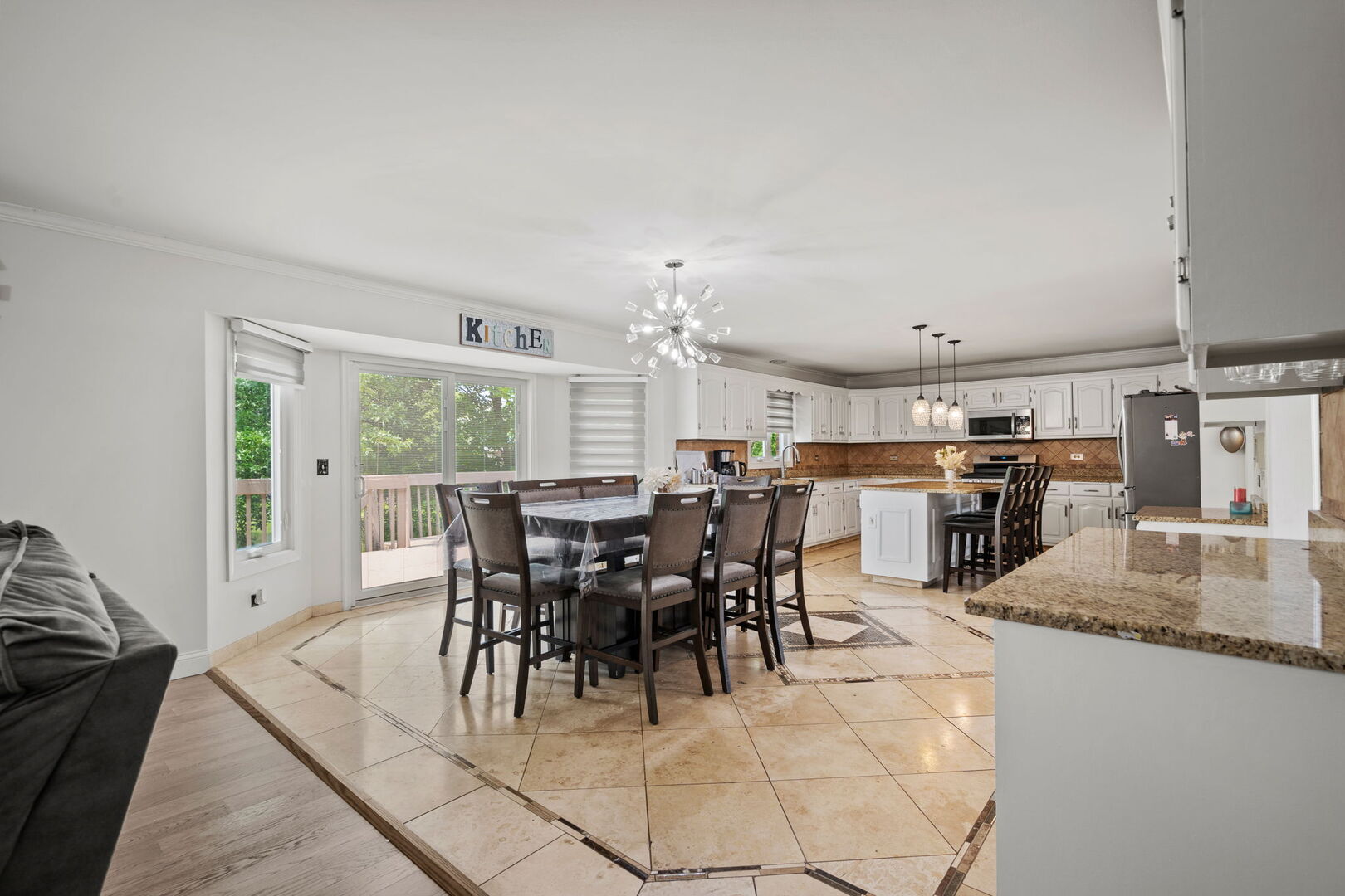 1542 WOODCREEK Trail, Bartlett, IL 60103