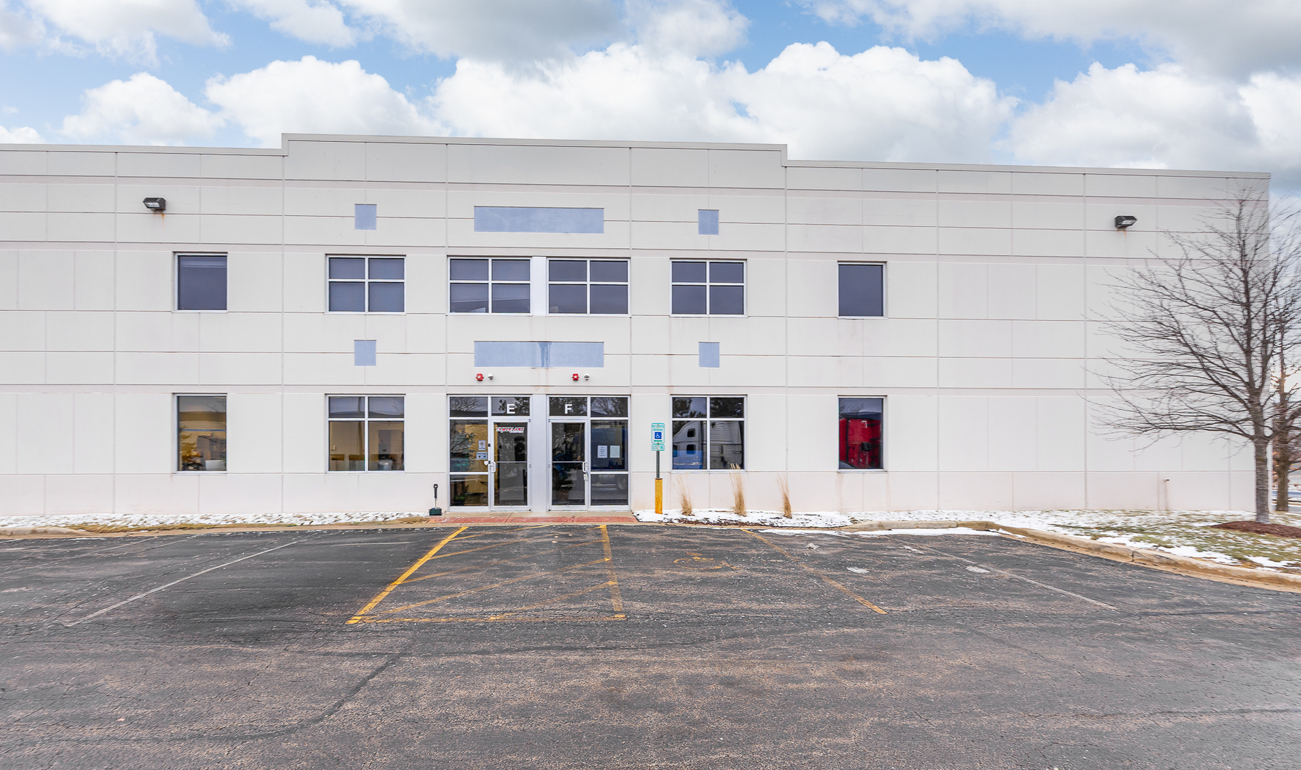 475 Quadrangle Drive #F, Bolingbrook, IL 60440