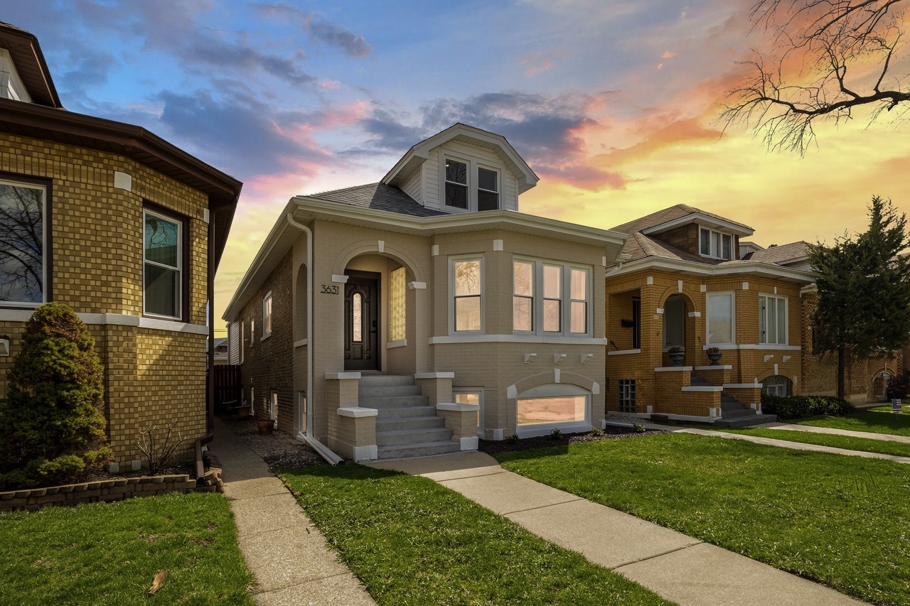 3631 N Sayre Avenue, Chicago, IL 60634