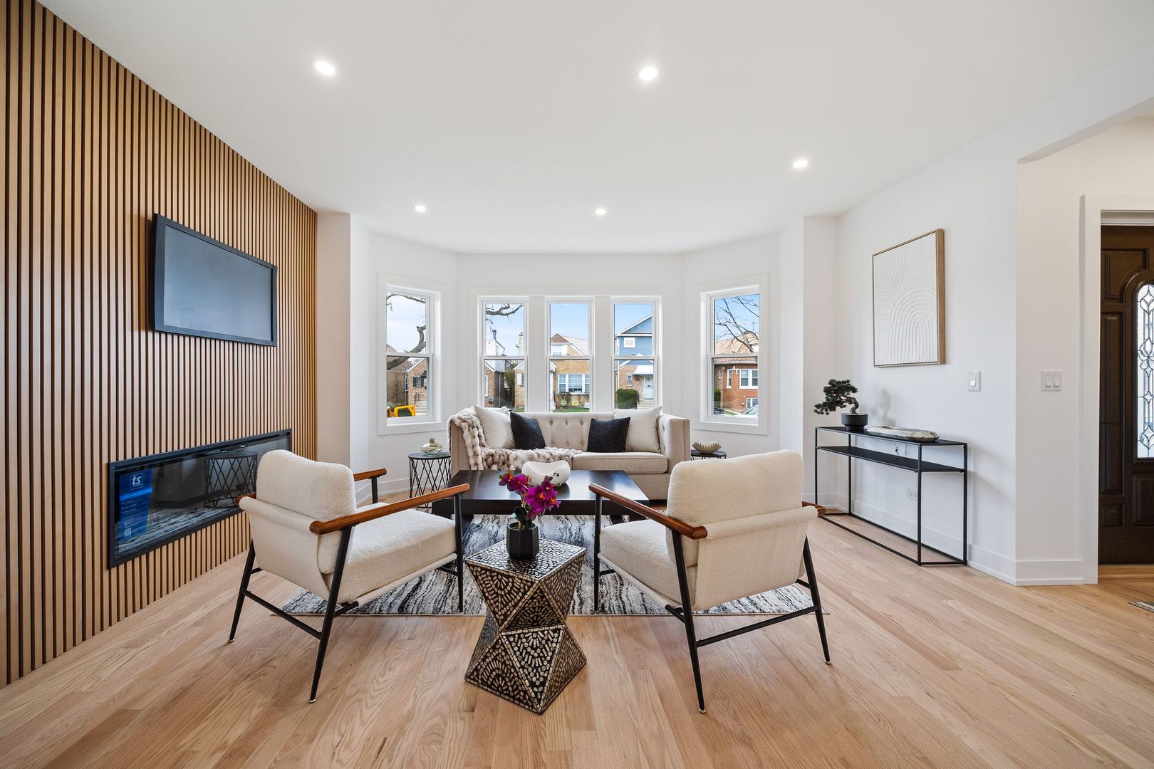 3631 N Sayre Avenue, Chicago, IL 60634