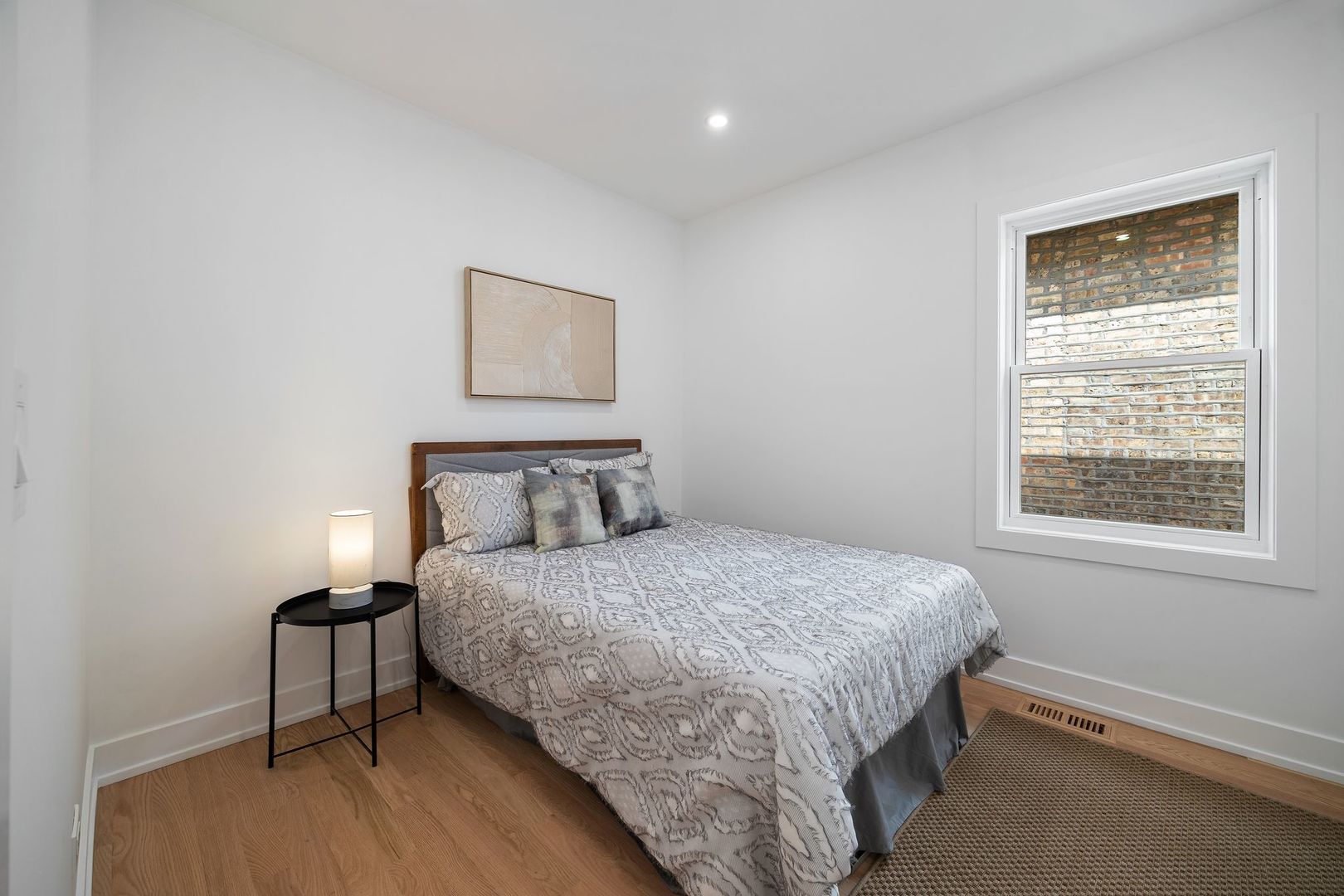 3631 N Sayre Avenue, Chicago, IL 60634