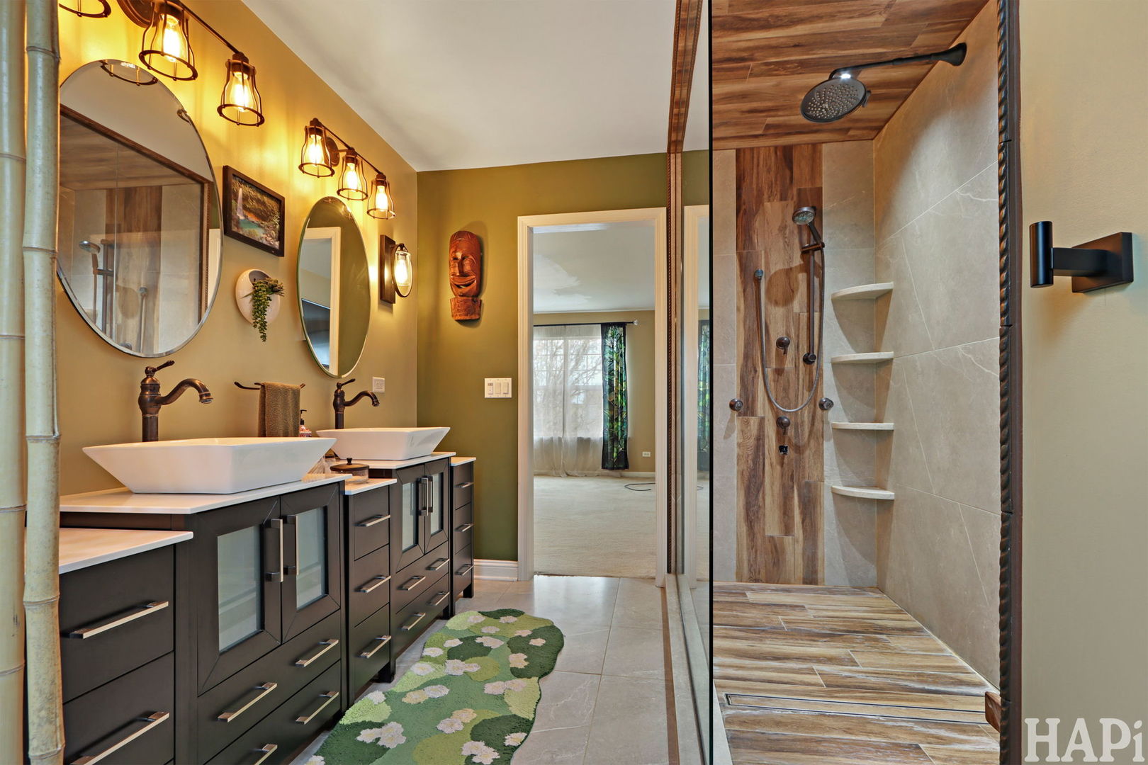 2211 Hazelwood Drive, McHenry, IL 60051