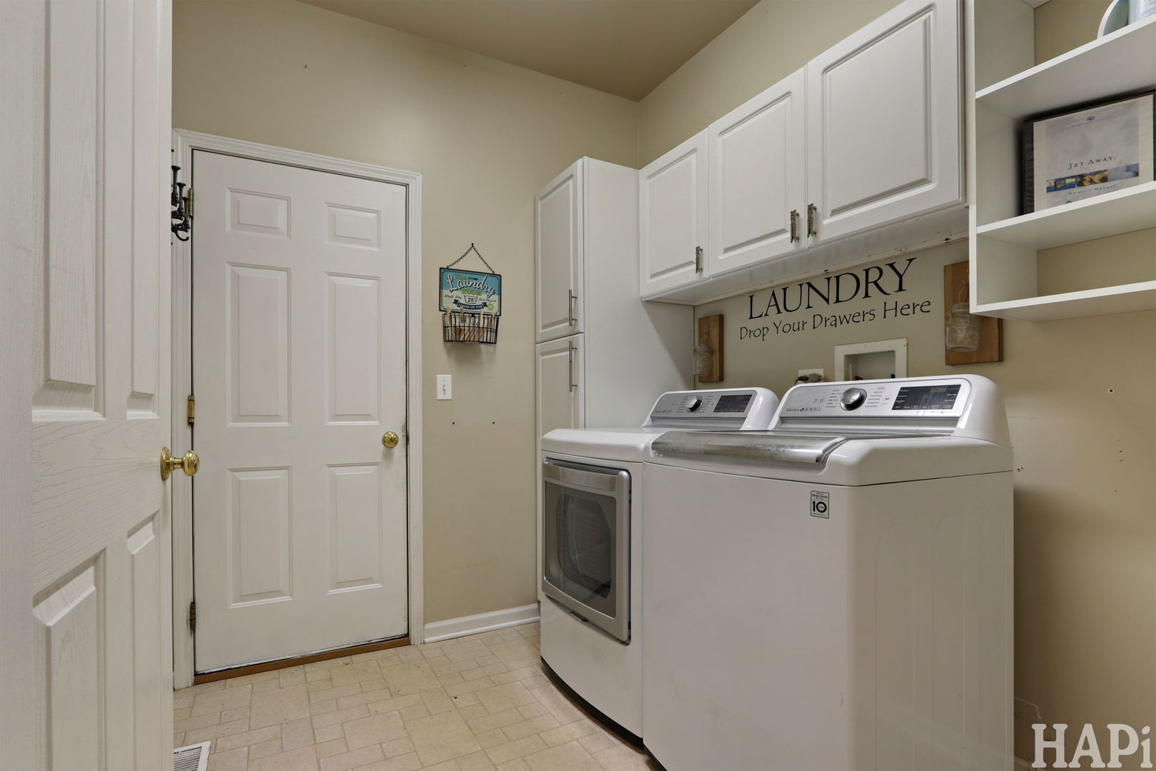 2211 Hazelwood Drive, McHenry, IL 60051