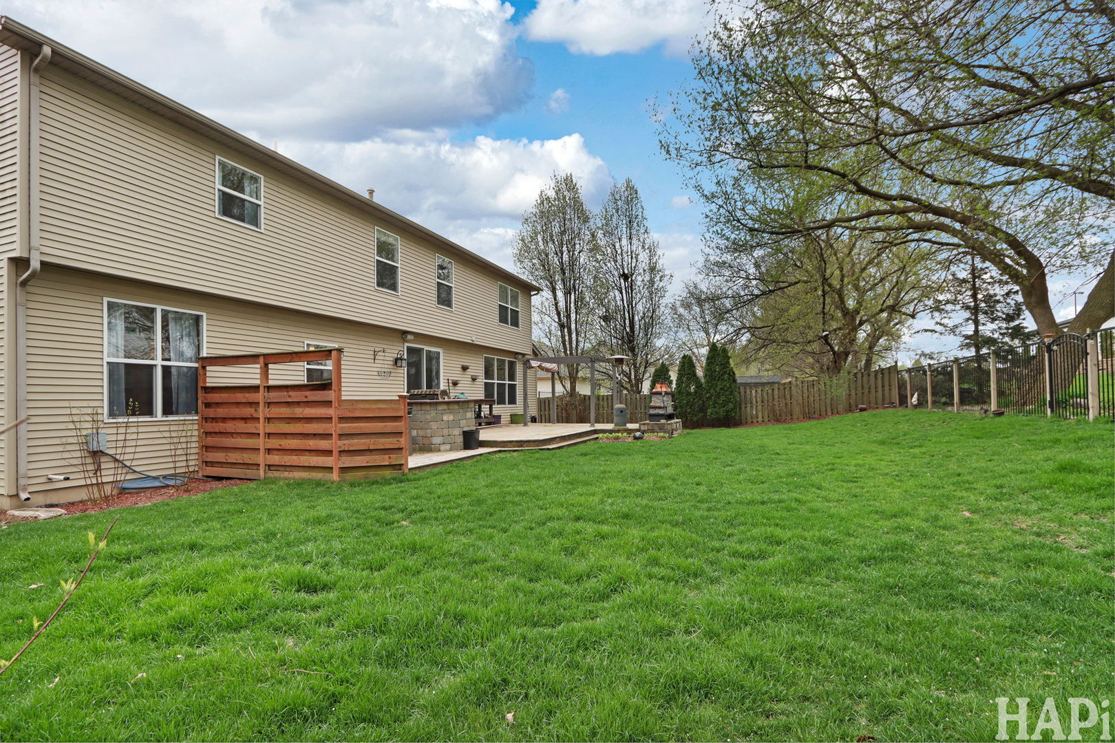 2211 Hazelwood Drive, McHenry, IL 60051