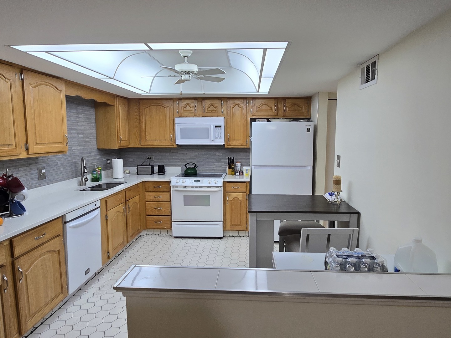 9637 S Keeler Avenue #1E, Oak Lawn, IL 60453