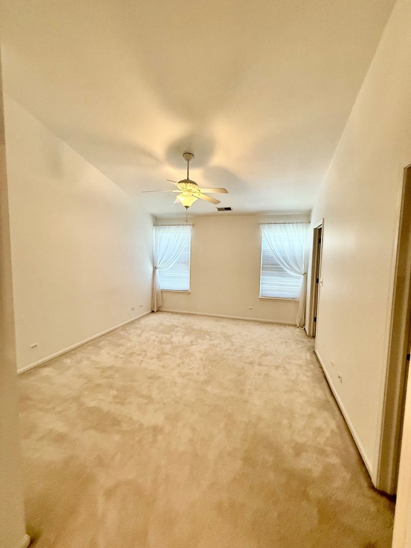 4354 Shooting Star Drive, Island Lake, IL 60042