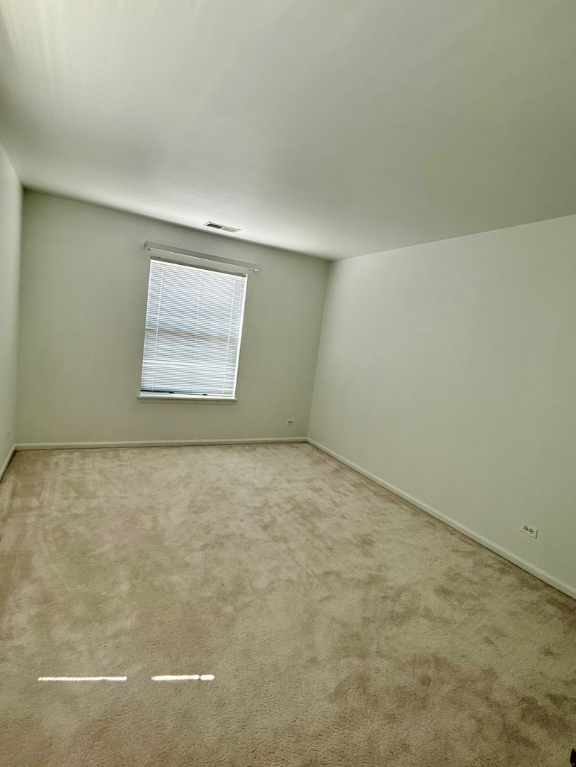 4354 Shooting Star Drive, Island Lake, IL 60042