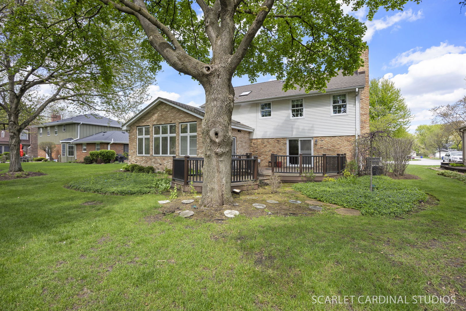 170 Shelley Lane, Wheaton, IL 60189