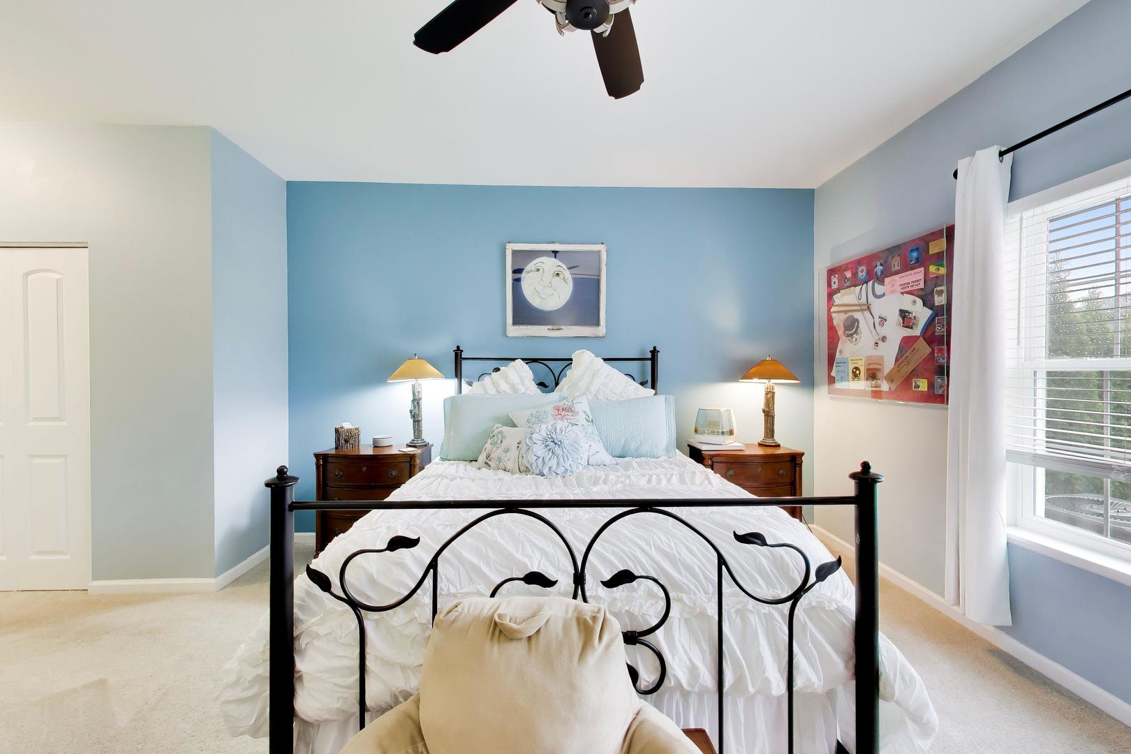 927 Camden Street #B, McHenry, IL 60050