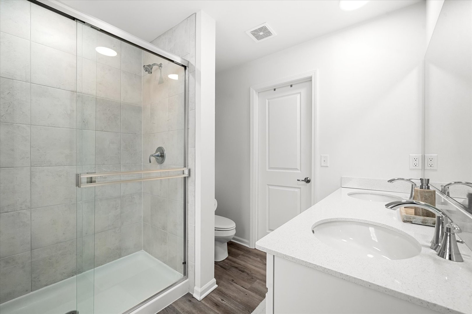 1125 Hawk Hollow Drive, Yorkville, IL 60560