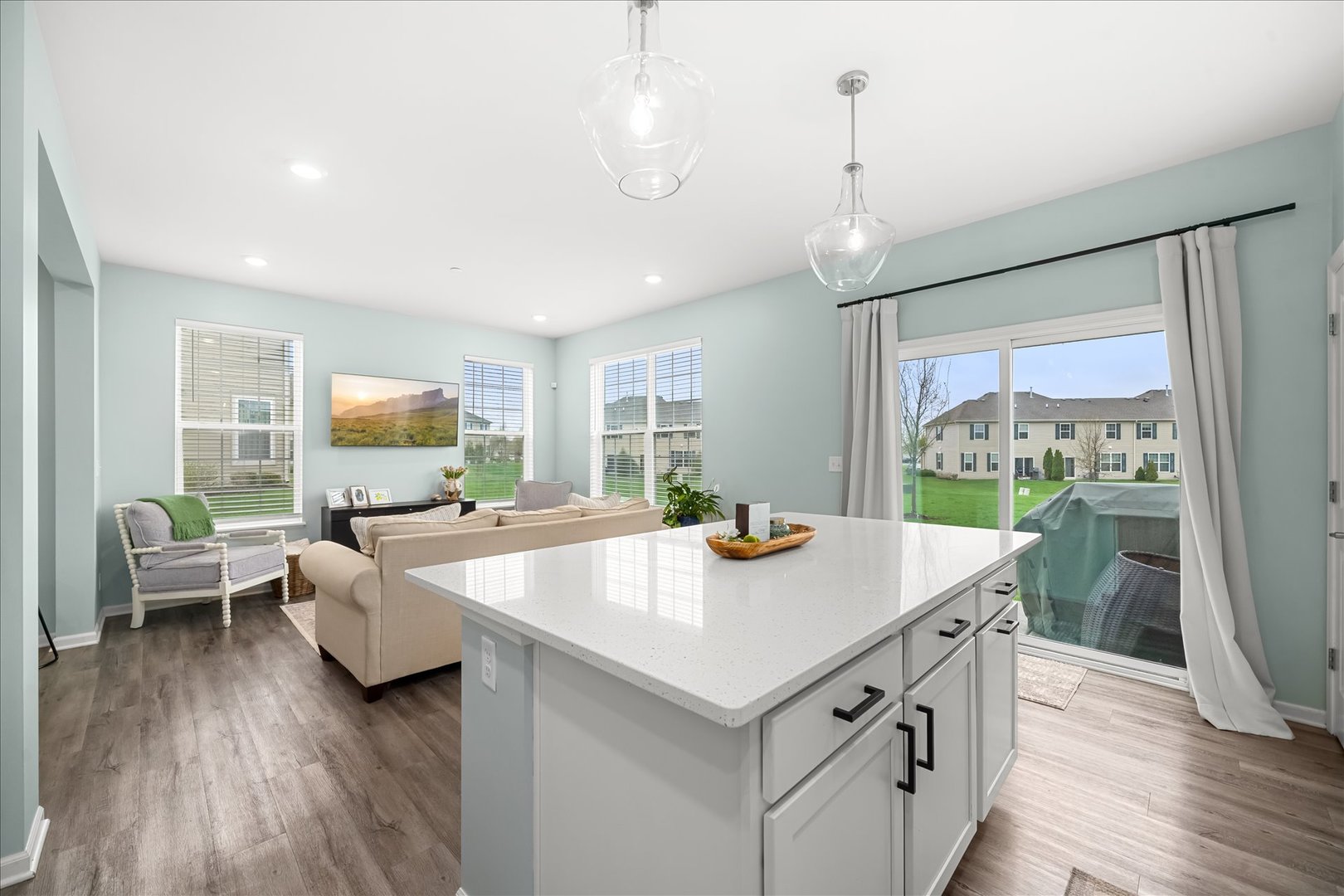 1125 Hawk Hollow Drive, Yorkville, IL 60560