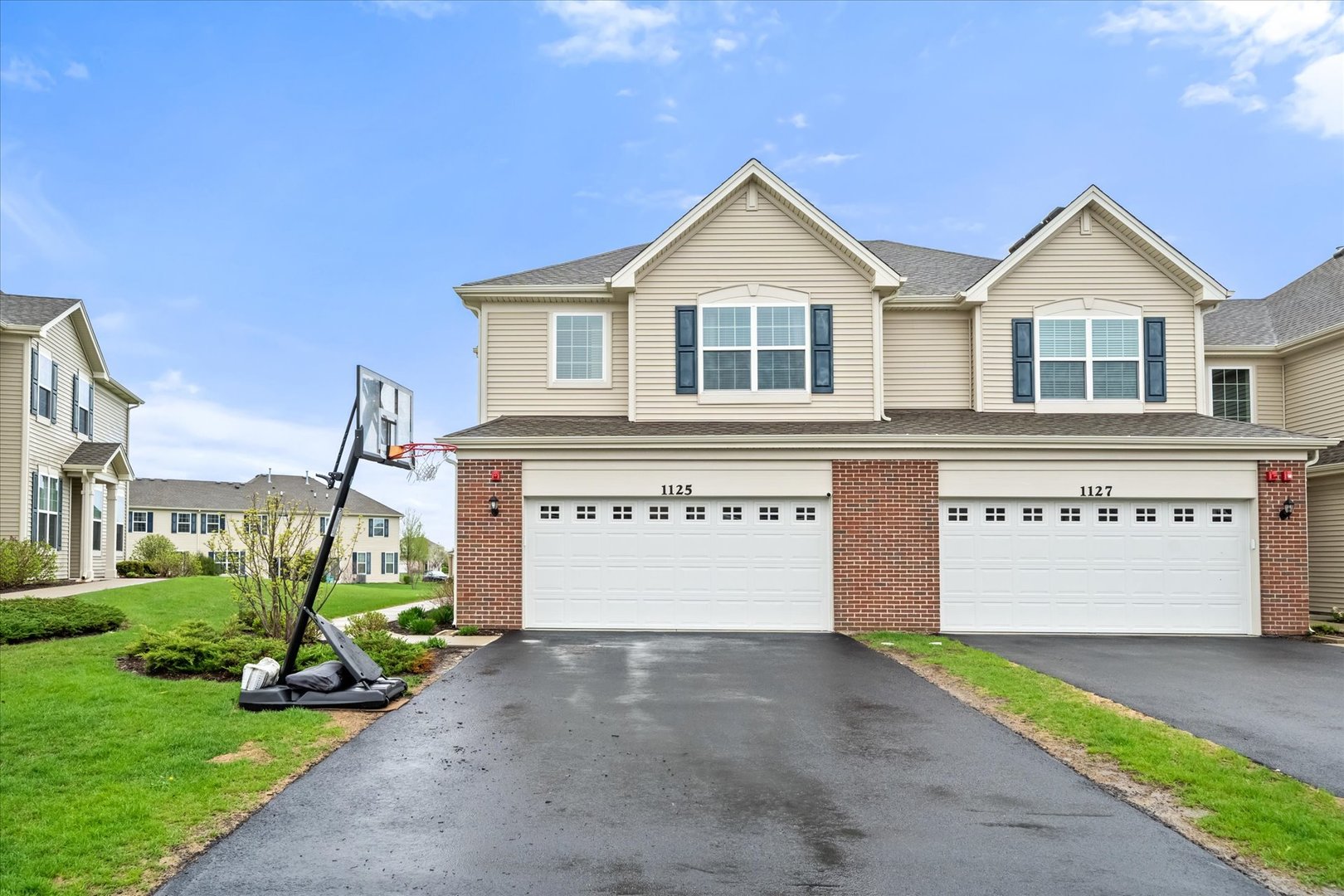 1125 Hawk Hollow Drive, Yorkville, IL 60560