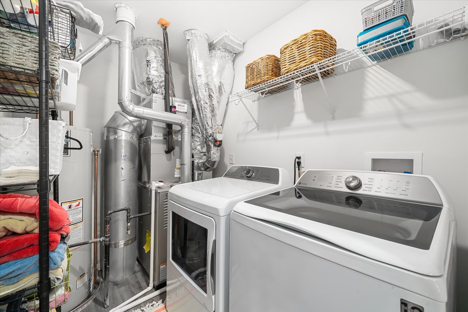 1125 Hawk Hollow Drive, Yorkville, IL 60560