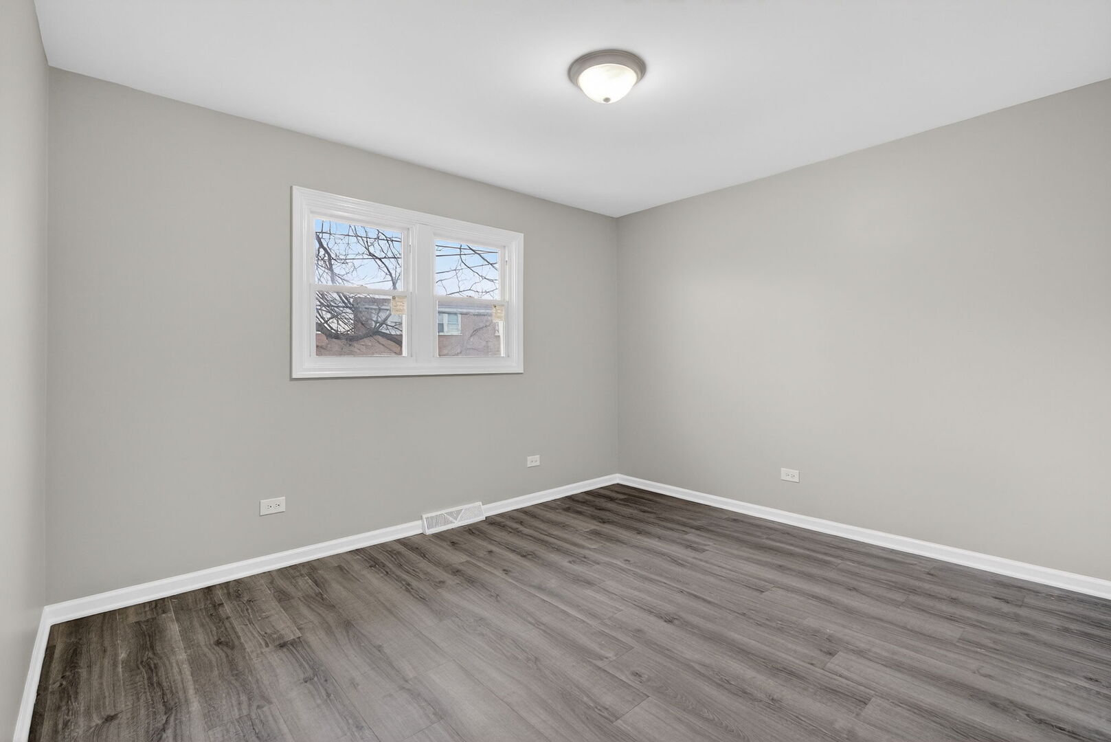 1537 W 165th Street, Markham, IL 60426