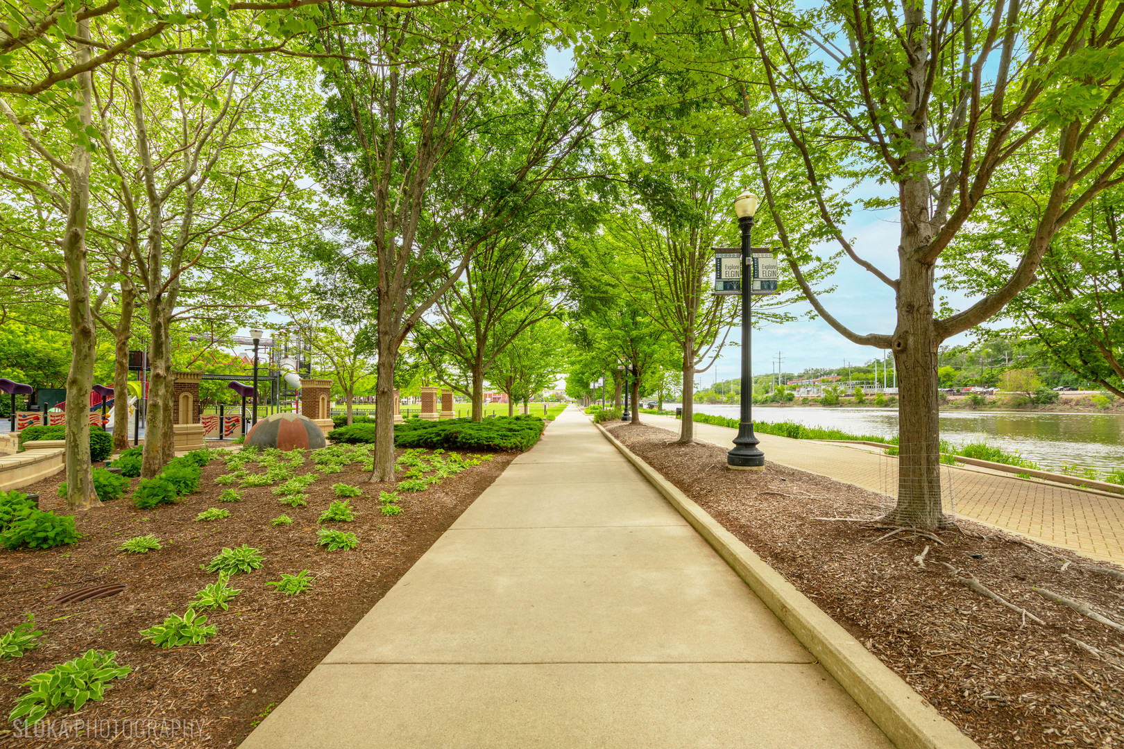 147 River Walk Court, Elgin, IL 60120