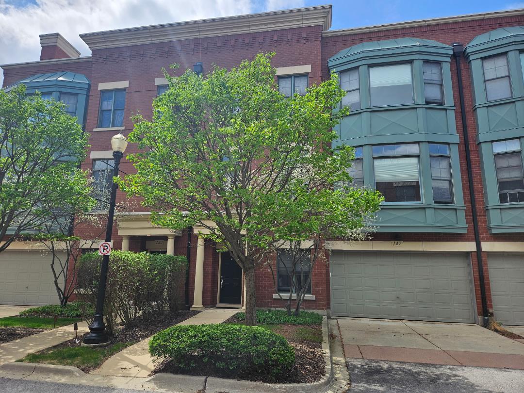 147 River Walk Court, Elgin, IL 60120