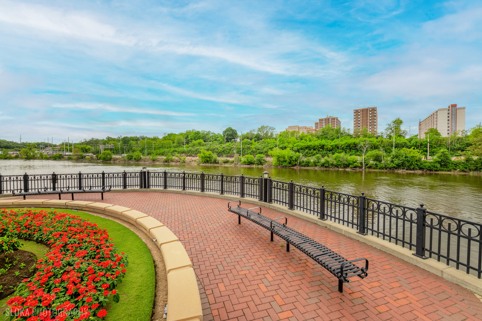 147 River Walk Court, Elgin, IL 60120