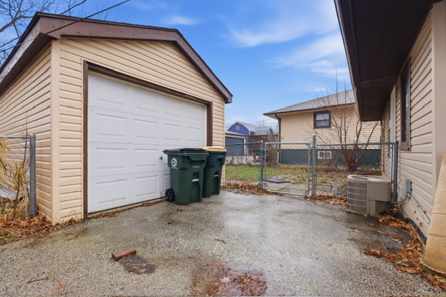 1502 Ridgeway Street, Round Lake Beach, IL 60073