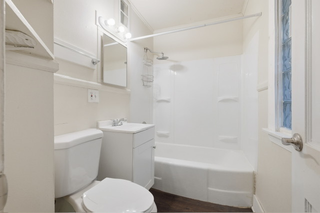 1502 Ridgeway Street, Round Lake Beach, IL 60073