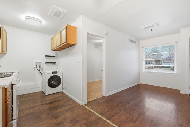 1502 Ridgeway Street, Round Lake Beach, IL 60073