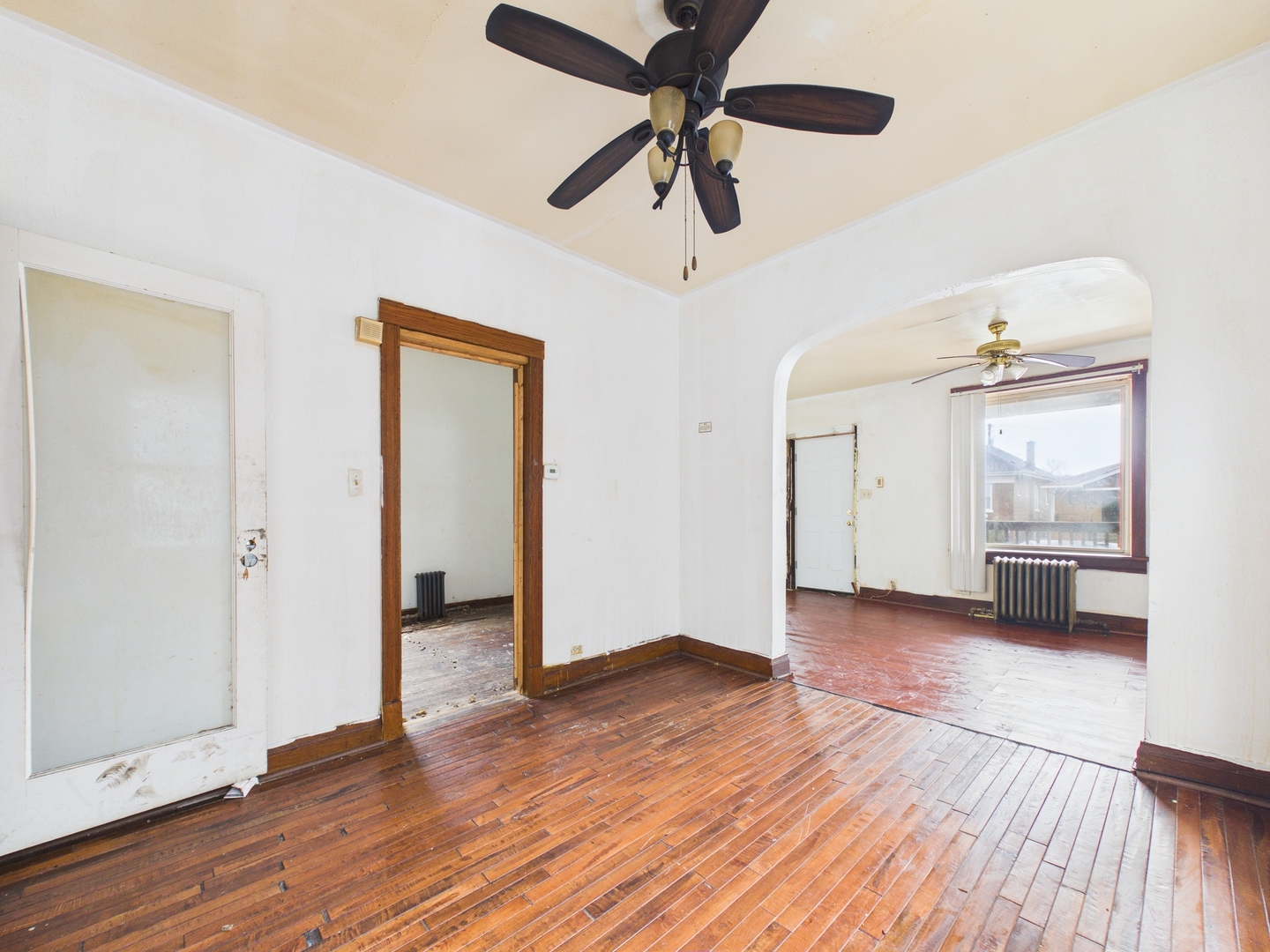 827 E 87th Place, Chicago, IL 60619