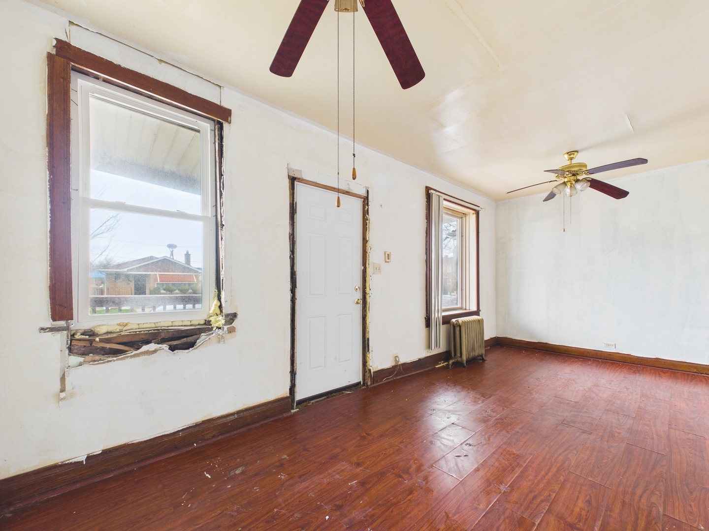 827 E 87th Place, Chicago, IL 60619