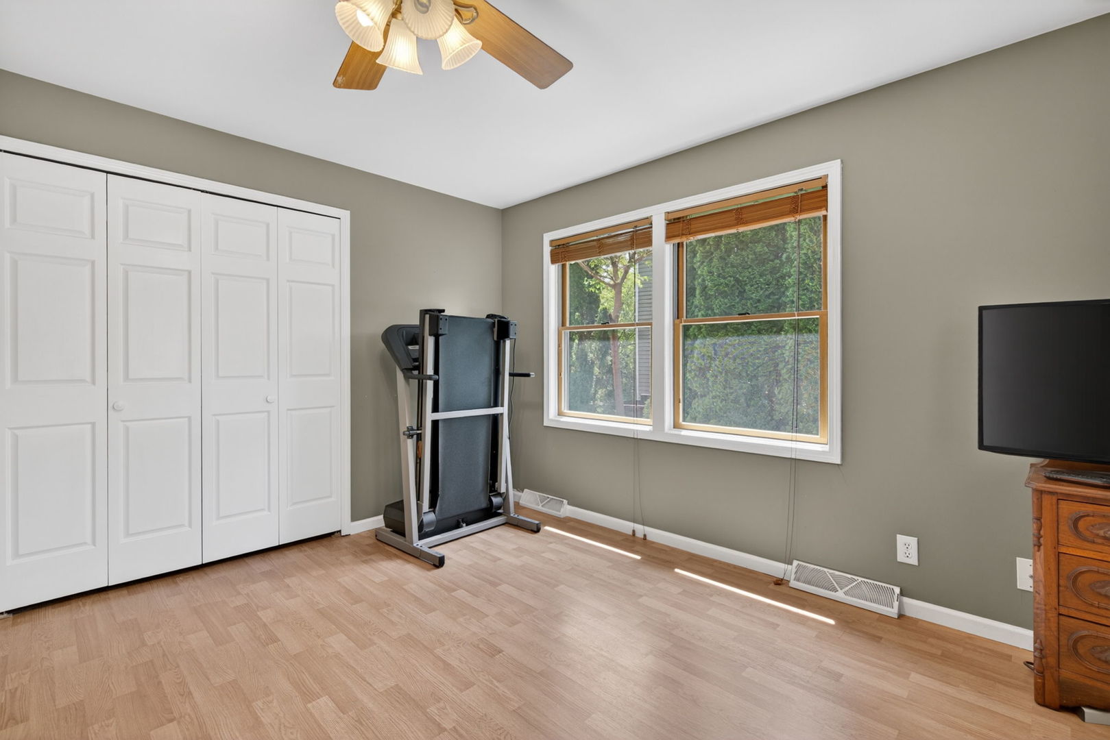 250 FOSSIL POINT Court, Wilmington, IL 60481