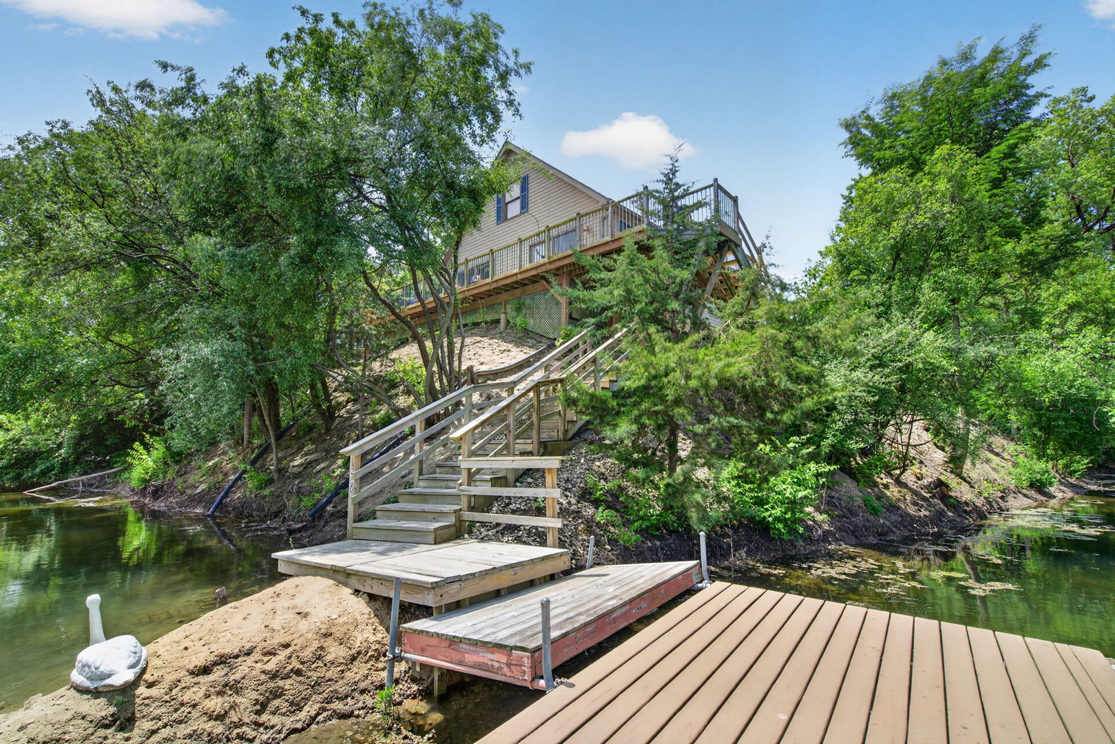 250 FOSSIL POINT Court, Wilmington, IL 60481