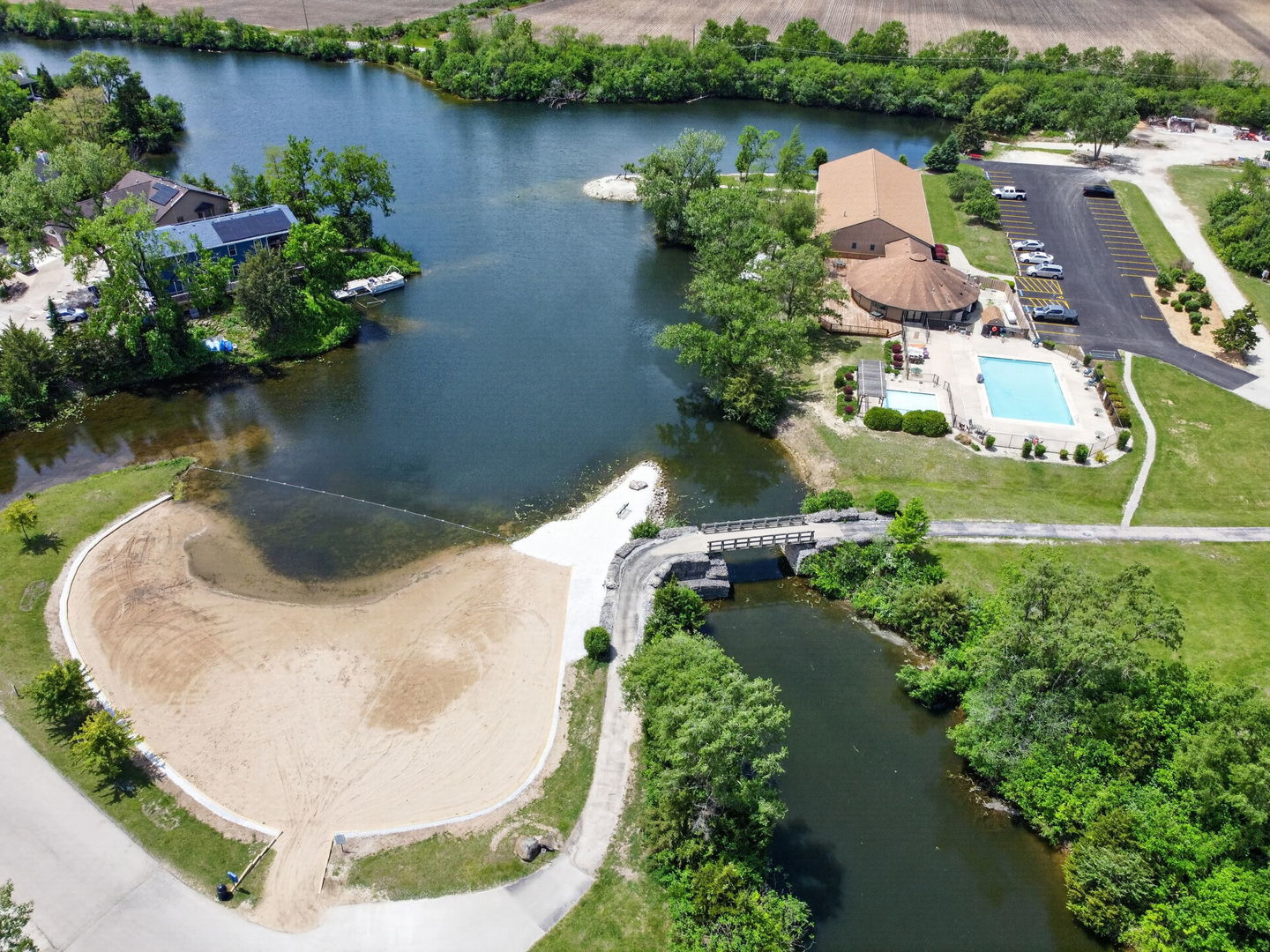 250 FOSSIL POINT Court, Wilmington, IL 60481