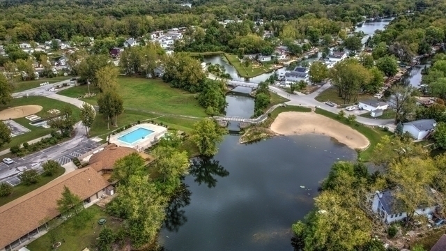 250 FOSSIL POINT Court, Wilmington, IL 60481