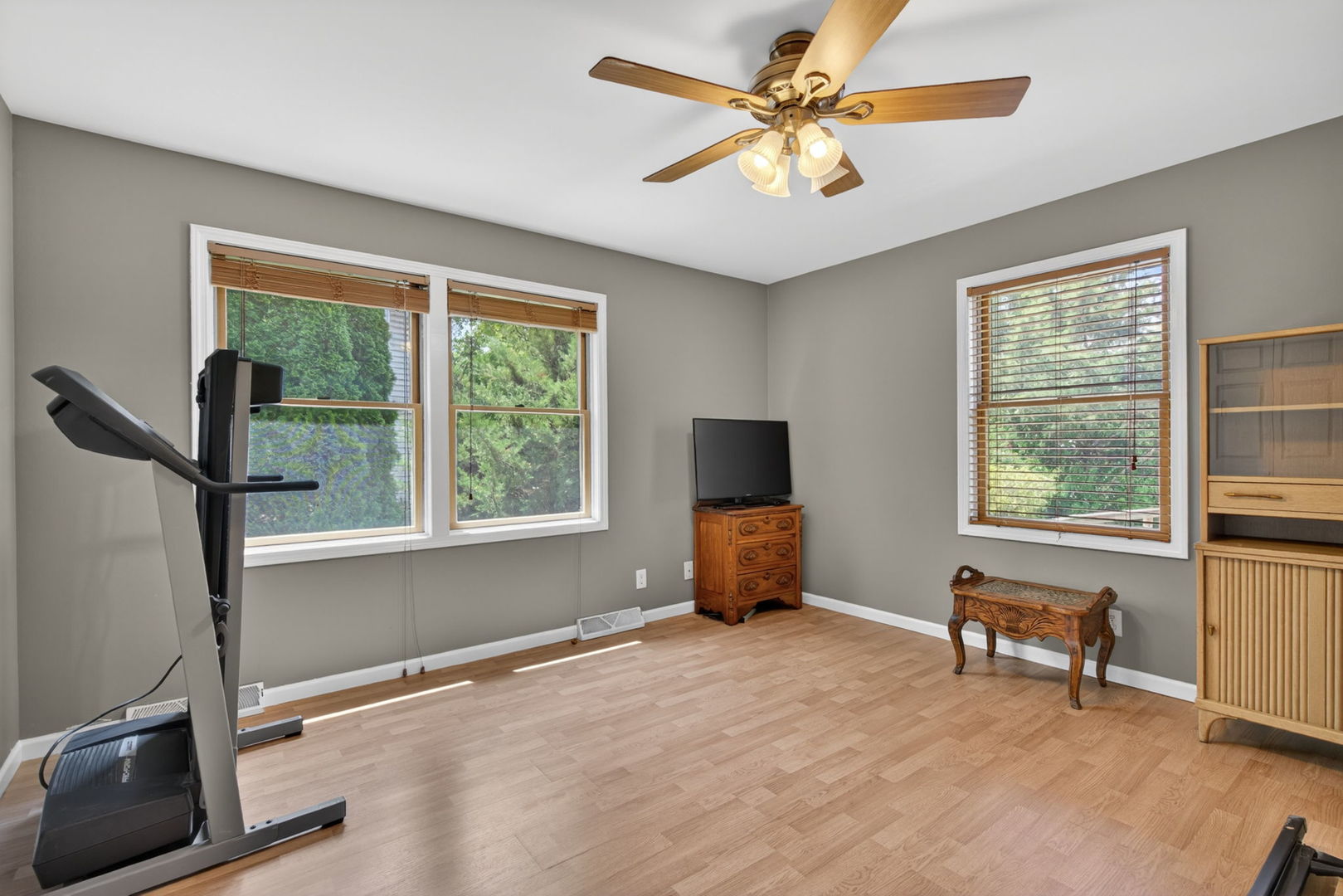 250 FOSSIL POINT Court, Wilmington, IL 60481