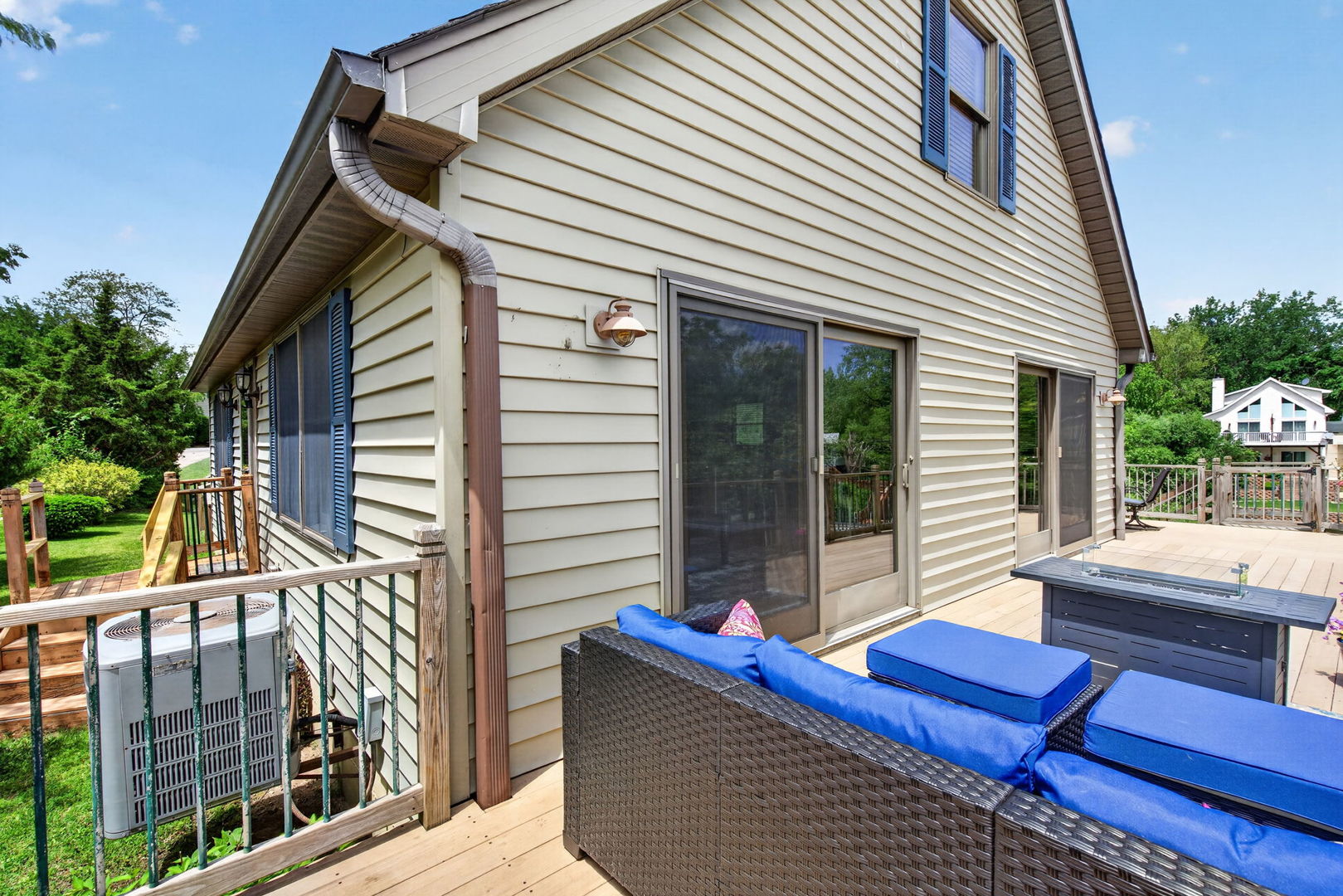 250 FOSSIL POINT Court, Wilmington, IL 60481