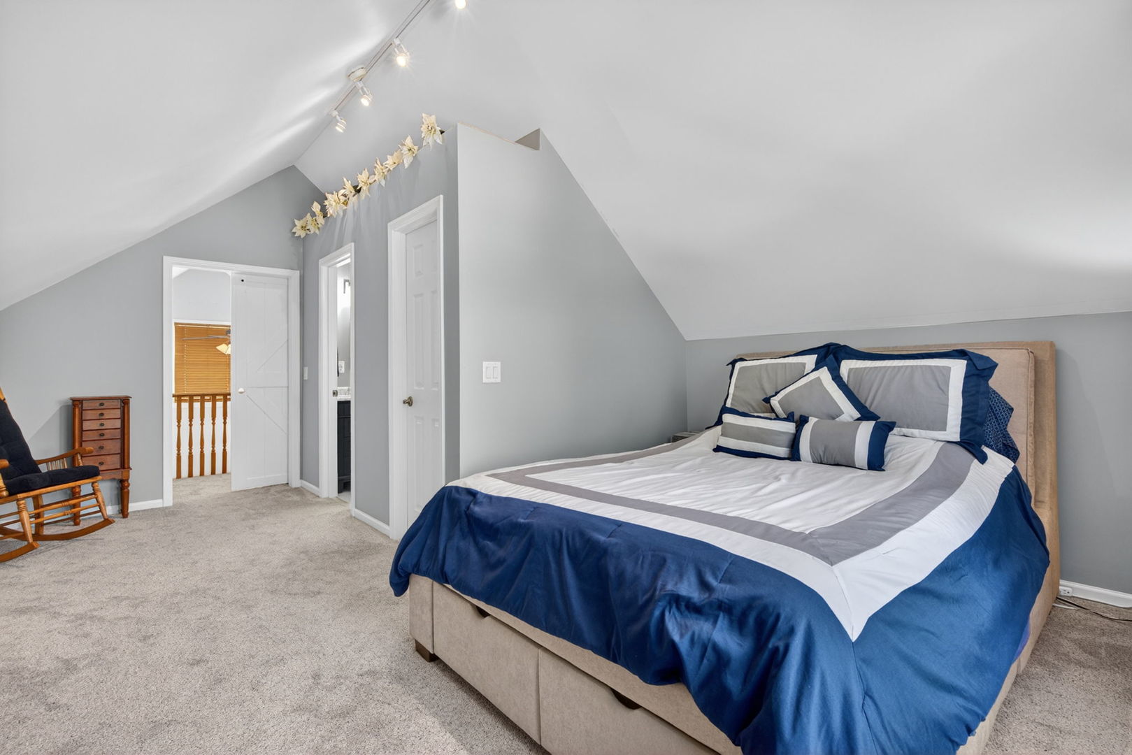 250 FOSSIL POINT Court, Wilmington, IL 60481