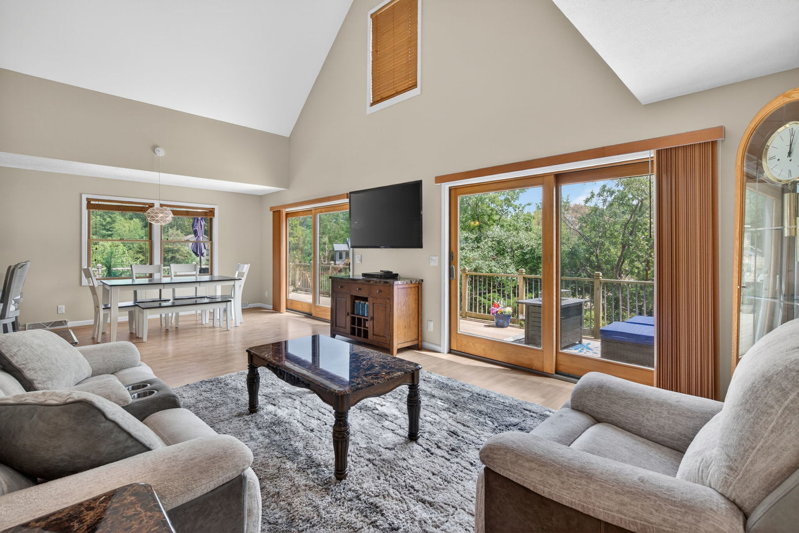 250 FOSSIL POINT Court, Wilmington, IL 60481