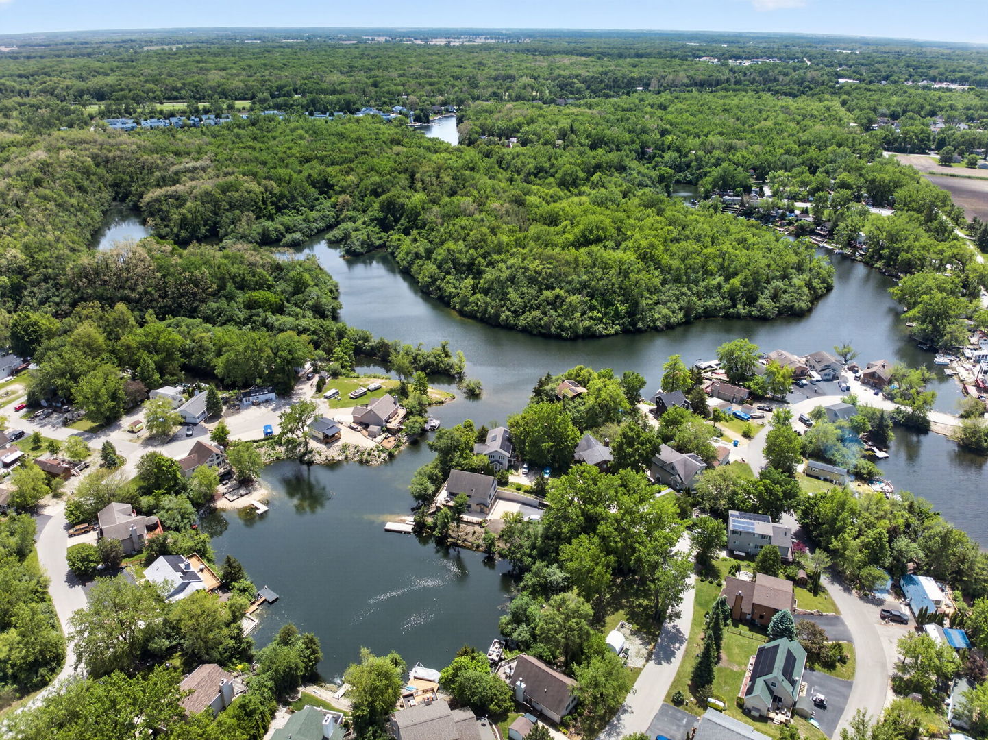250 FOSSIL POINT Court, Wilmington, IL 60481