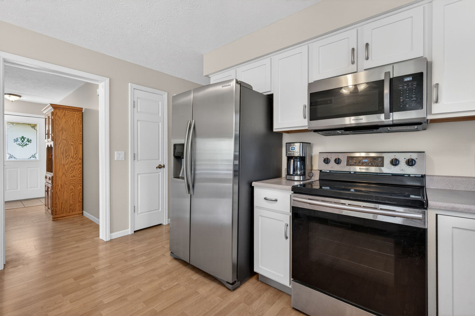 250 FOSSIL POINT Court, Wilmington, IL 60481
