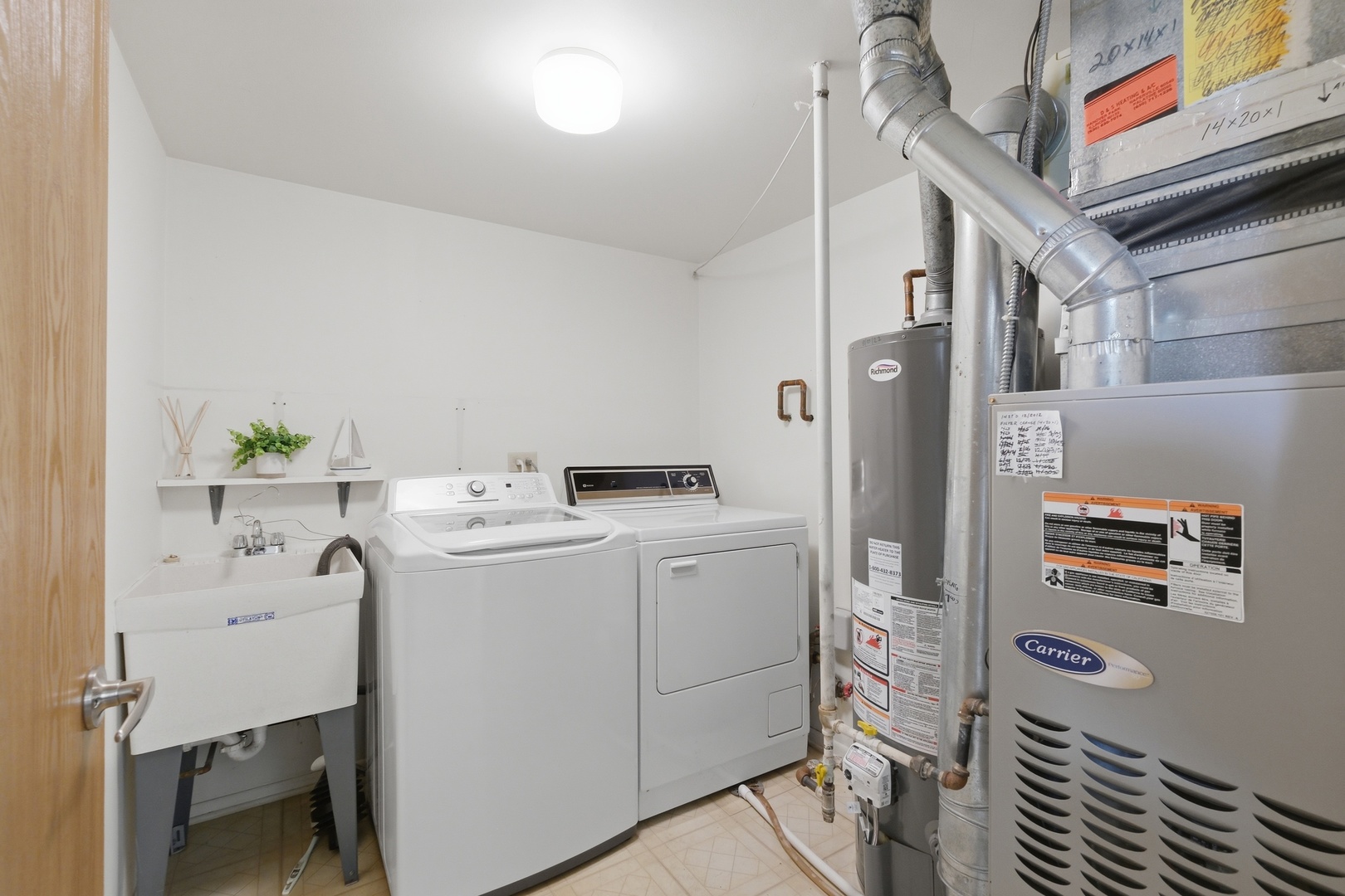 442 Cromwell Circle #1, Bartlett, IL 60103