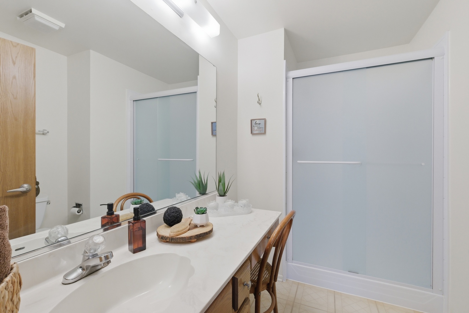 442 Cromwell Circle #1, Bartlett, IL 60103