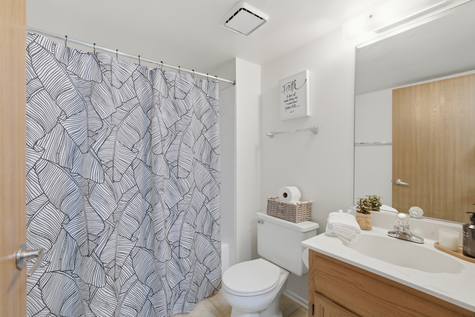 442 Cromwell Circle #1, Bartlett, IL 60103