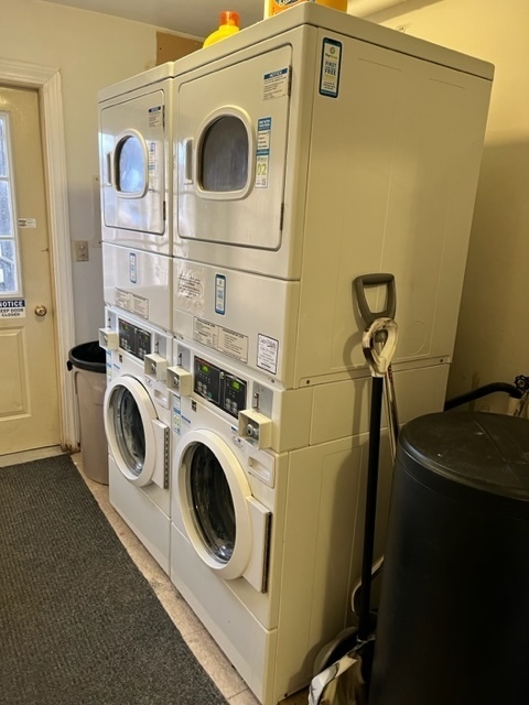 2019 Oak Street #C, St. Charles, IL 60174