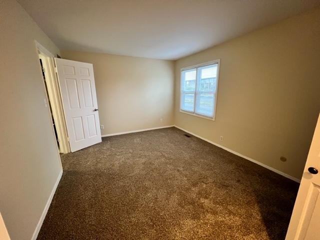 2019 Oak Street #C, St. Charles, IL 60174