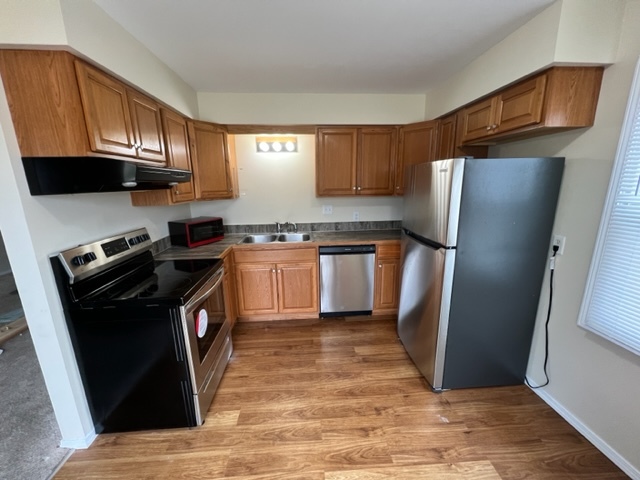 2019 Oak Street #C, St. Charles, IL 60174